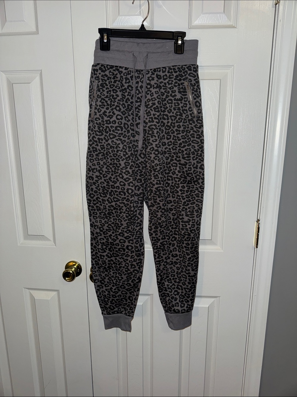Gray Leopard Print Jogger Pants - Women